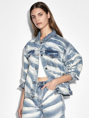 OVERSIZED JACKET STROKES