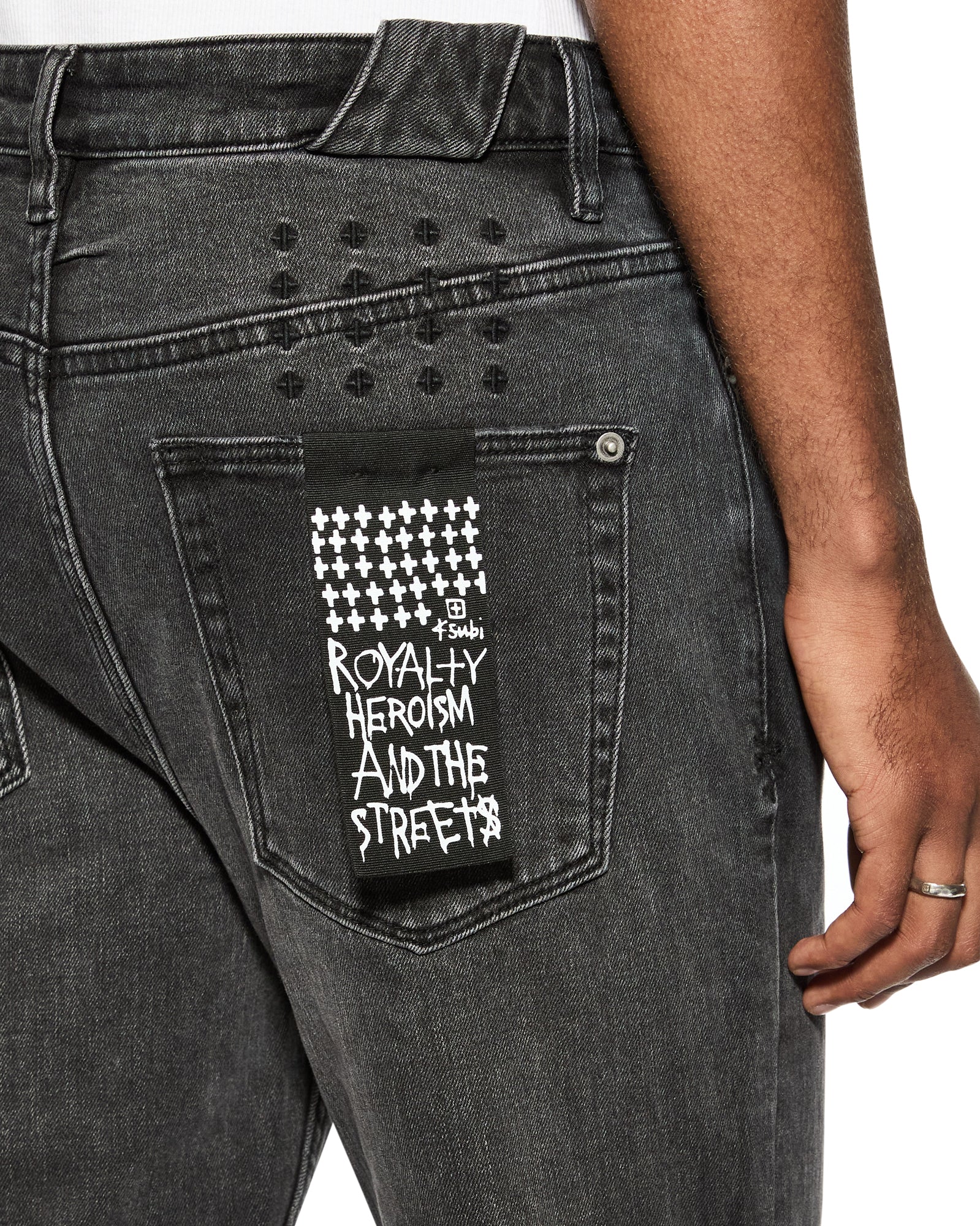 CHITCH ANGST SABBATH - Image 2