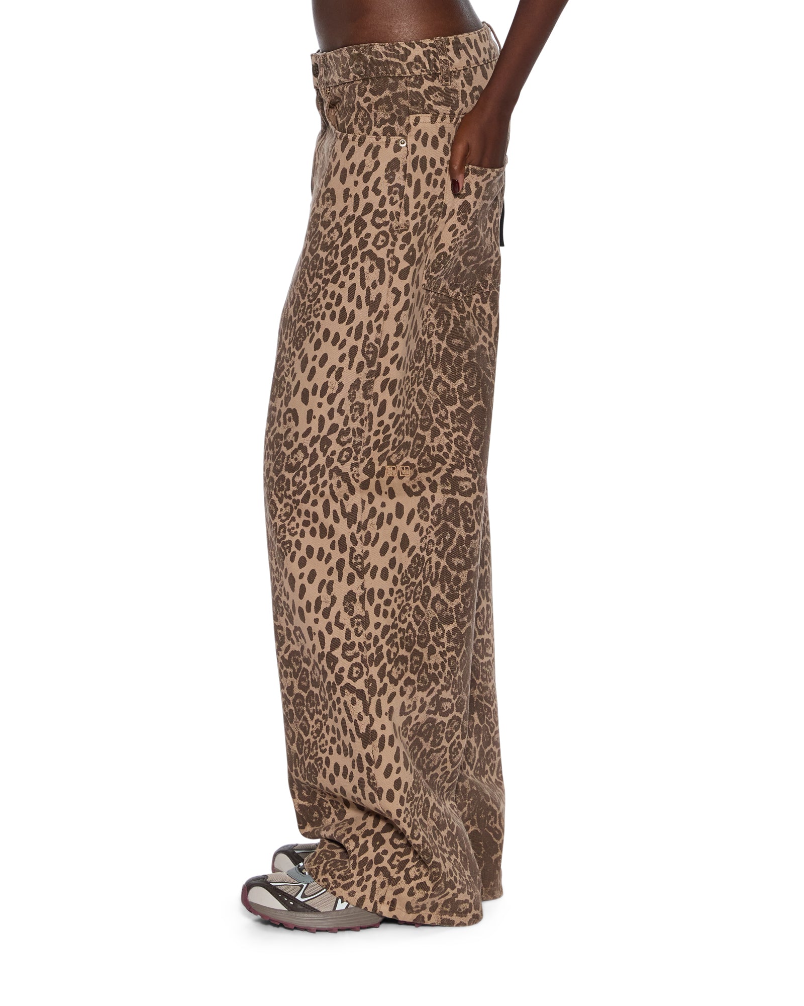 KSUPER LEO - Image 3