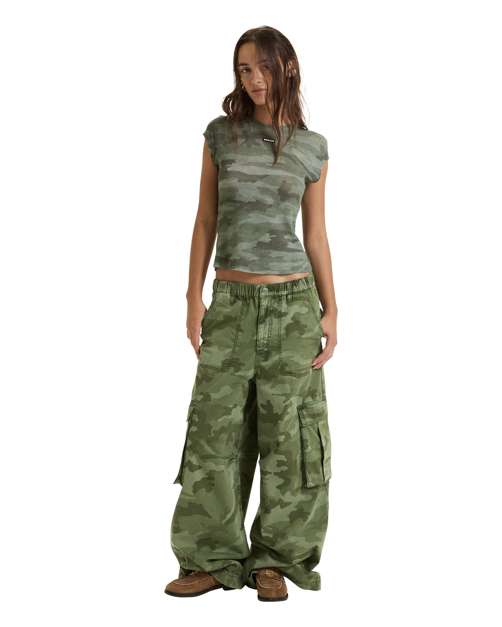 SHEER RIB CAMO SLIM TEE - Image 4